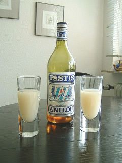 pastis--bottle_and_2_glasses